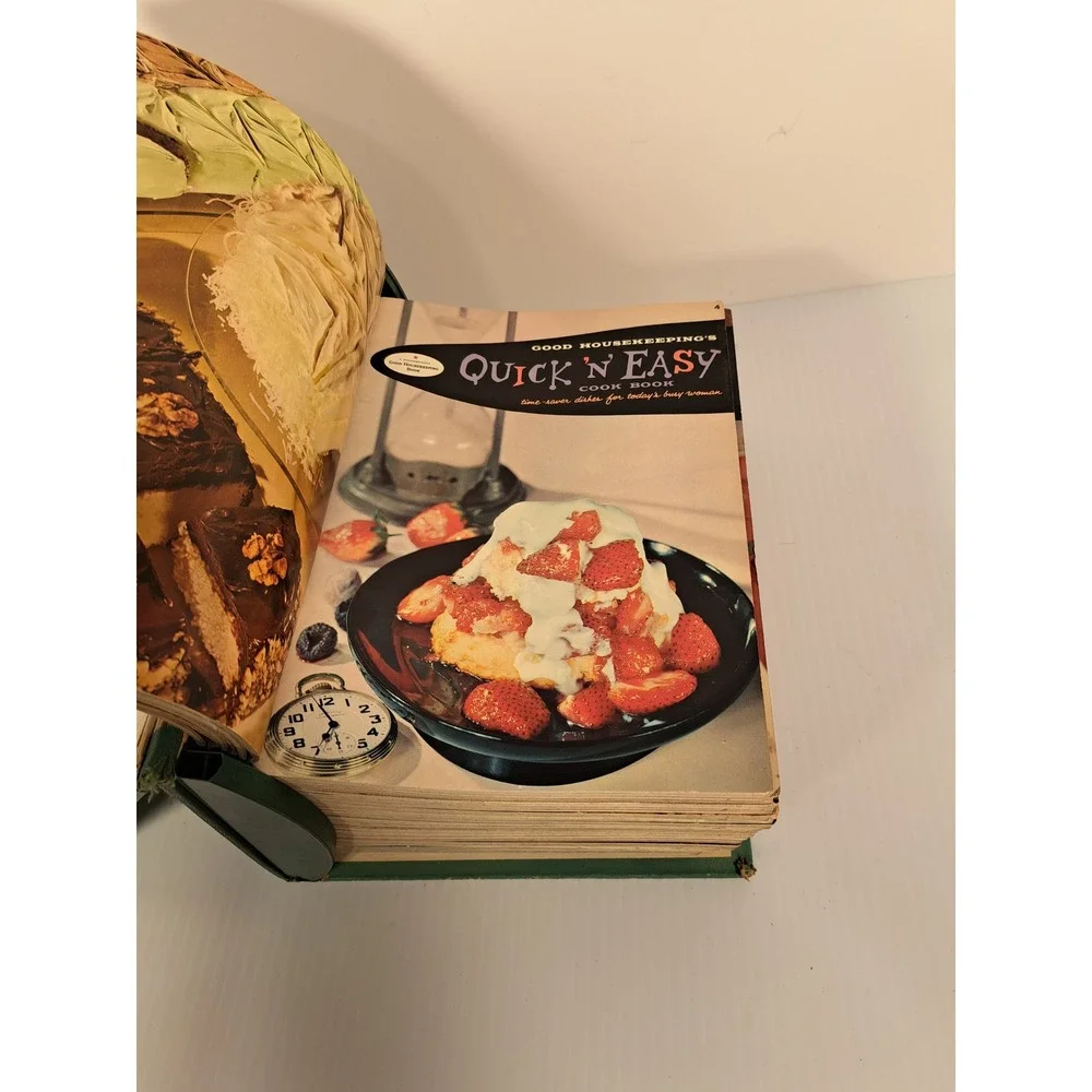 Vintage 1958 Good Housekeeping Cook Books Binder Mid-Century Recipes MCM Green
